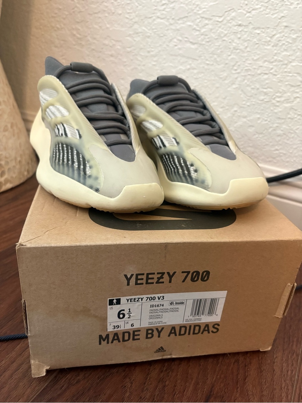 Yeezy 700 V3 Sneakers in fade salt Yellow and Gray